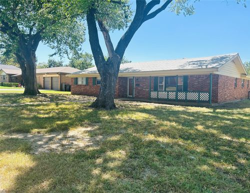 4425 Wedgmont Cir S, Fort Worth, TX, 76133-2724 | Card Image