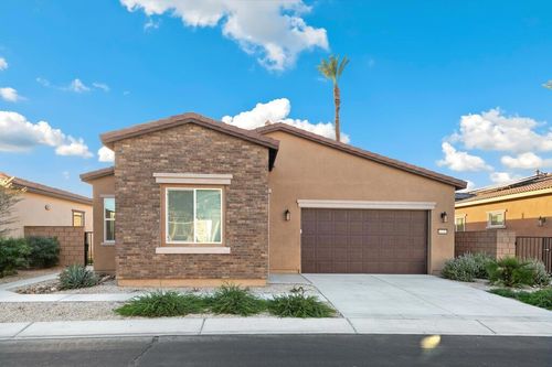 48753 Barrymore St, Indio, CA, 92201-8572 | Card Image