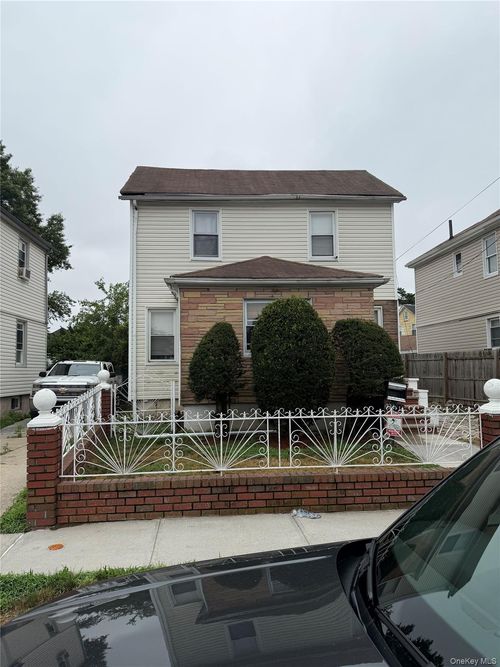 19414 122nd Avenue, New York, NY, 11413 | Card Image