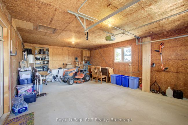 8715 Wellington Rd 7, House other with 4 bedrooms, 2 bathrooms and 10 parking in Palmerston ON | Image 29