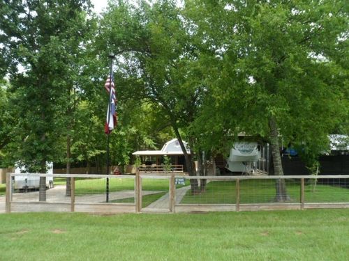 615 Waterfront Row, Quitman, TX, 75783-3725 | Card Image