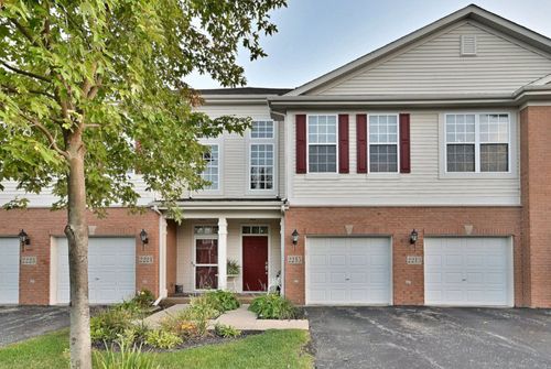 2215-2215 Concord Dr, McHenry, IL, 60050-8323 | Card Image