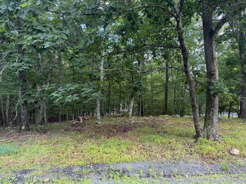 Lot 185 Gold Finch Rd, Bushkill, PA, 18324-8059 | Card Image