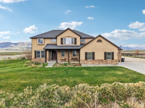 3214 W Ridgeline Rd, Stockton, UT, 84071-7793 | Card Image
