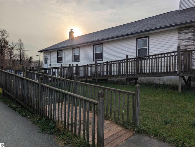 320 N State St, Home with 0 bedrooms, 0 bathrooms and 20 parking in Twining MI | Image 5
