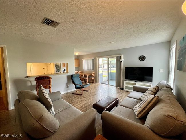 APT-3 - 3370 Yukon Cir, Condo with 2 bedrooms, 2 bathrooms and null parking in FORT MYERS FL | Image 9