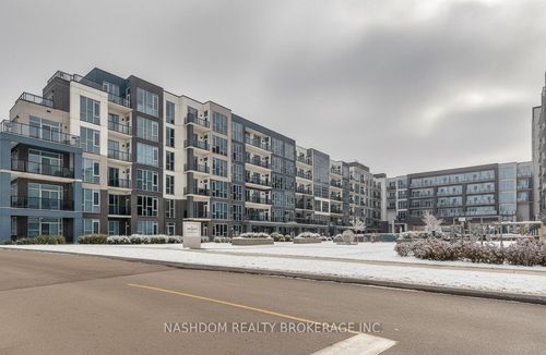 516-16 Concord Pl, Grimsby, ON, L3M0J1 | Card Image