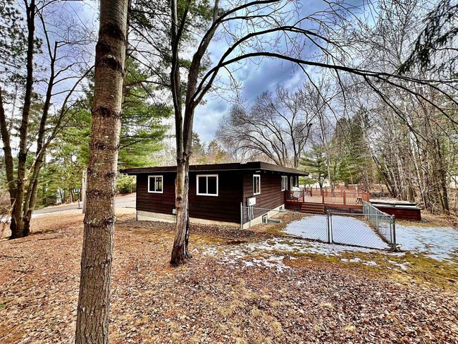 Side of home with fenced yard 2.jpg | Image 34