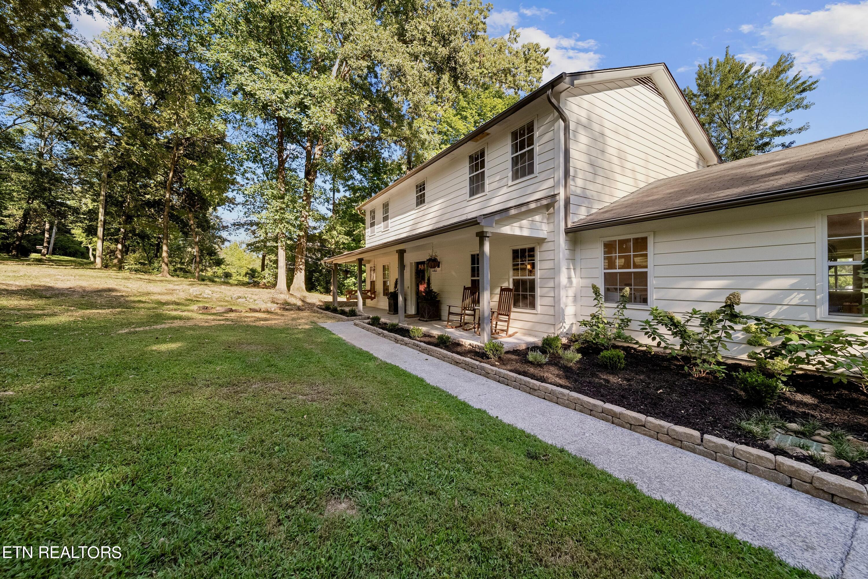 Ridgerock Ln, Knoxville, TN 37909