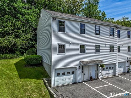 114-114 Aspetuck Vlg, New Milford, CT, 06776-5620 | Card Image