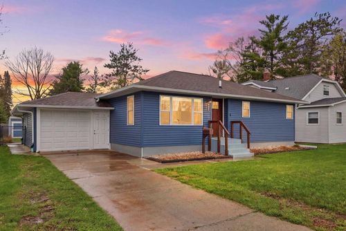 2432 Stanley Street, Stevens Point, WI, 54481 | Card Image