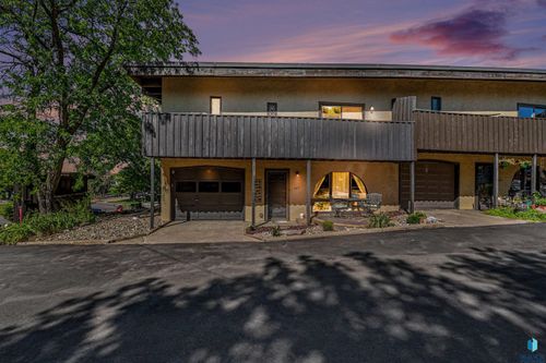 403 S Thompson Ave, Sioux Falls, SD, 57103-2016 | Card Image