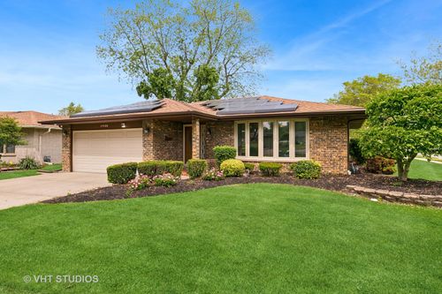17124 Langley Ave, South Holland, IL, 60473-3442 | Card Image