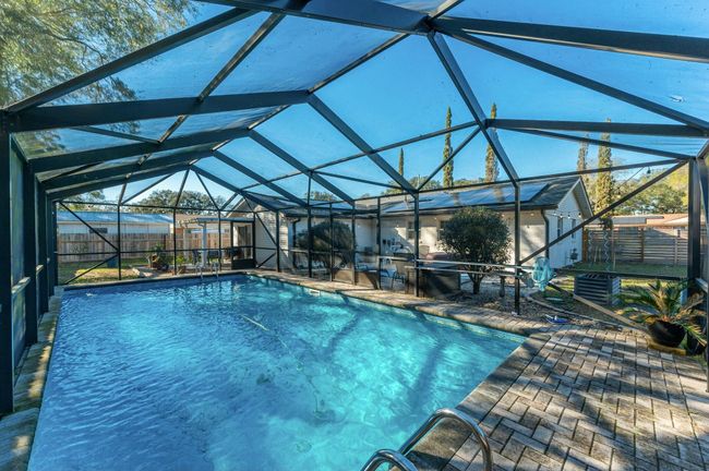 Salt Water Pool | Image 41