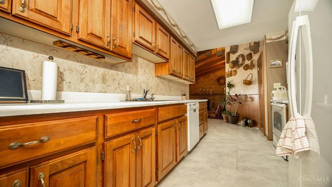 20 W 7 Th St, House other with 4 bedrooms, 3 bathrooms and null parking in Manchester OH | Image 24