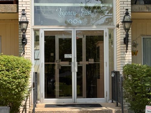 apt-205-1004 E Harding Dr, Urbana, IL, 61801-6391 | Card Image