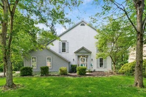 1003 Cross Country Dr, Columbus, OH, 43235-2113 | Card Image