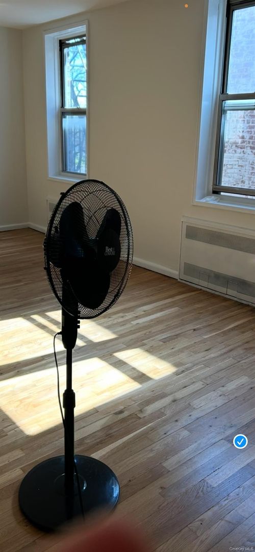 apt-2y-16 Main St, East Rockaway, NY, 11518-2041 | Card Image