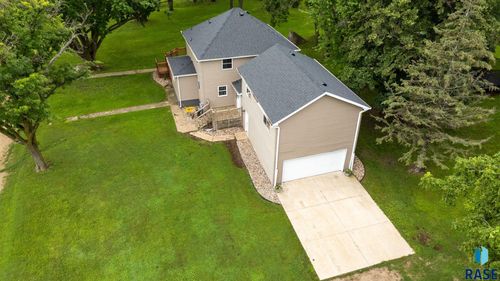 47453 293rd St, Beresford, SD, 57004-6418 | Card Image