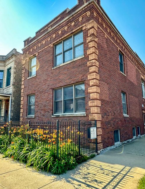 2-2751 N Campbell Avenue, Chicago, IL, 60647 | Card Image