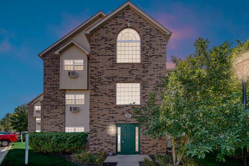 apt-3c-330 Cunat Blvd, Richmond, IL, 60071-8943 | Card Image