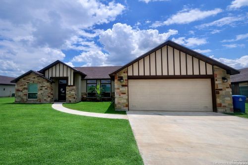 1729 Vista View Dr, Pleasanton, TX, 78064-4508 | Card Image