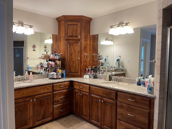 411 Labadie St, House other with 2 bedrooms, 3 bathrooms and 2 parking in Sterling City TX | Image 7