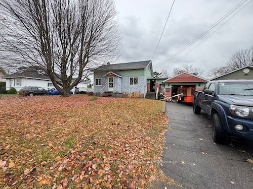 604 Perth St, Pembroke, ON, K8A6B8 | Card Image