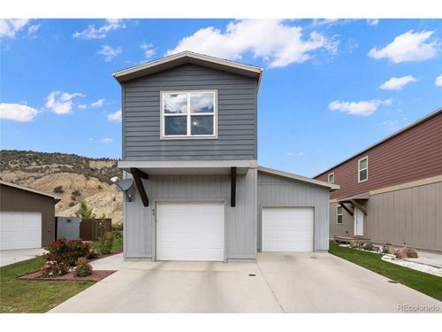 92 Cut Throat Loop, Gypsum, CO, 81637-8412 | Card Image