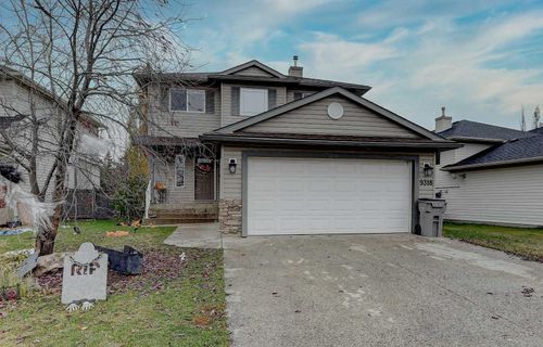 9318 129 Ave, Grande Prairie, AB, T8X1R8 | Card Image