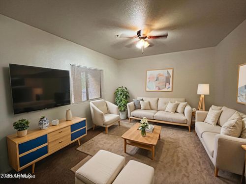 2026-920 E Devonshire Ave, Phoenix, AZ, 85014-4613 | Card Image