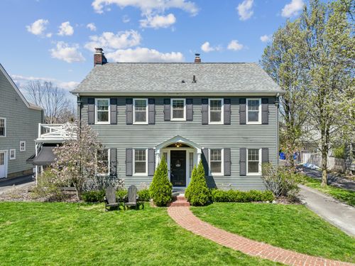 2036 Beverly Rd, Upper Arlington, OH, 43221-4208 | Card Image