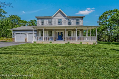 1612 Whitetail Run, Moscow, PA, 18444-9300 | Card Image