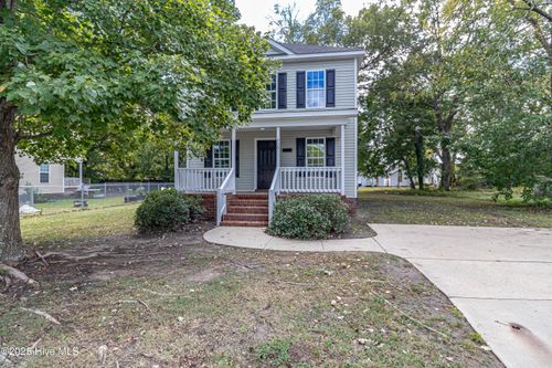 909 Douglas Ave, Greenville, NC, 27834-3021 | Card Image