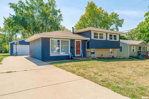 404 Devonshire Rd, Washington, IL, 61571-1318 | Card Image