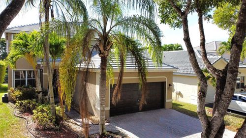 4375 Foxtail Ln, Weston, FL, 33331-3842 | Card Image