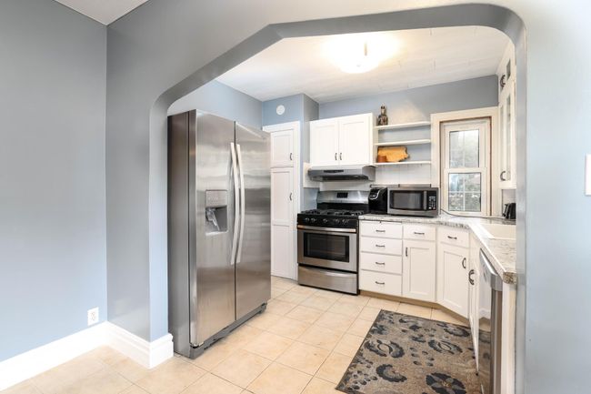 1010 kitchen2.jpg | Image 6