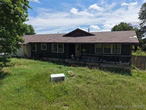 30332 S Vfw Rd, Stigler, OK, 74462-3606 | Card Image