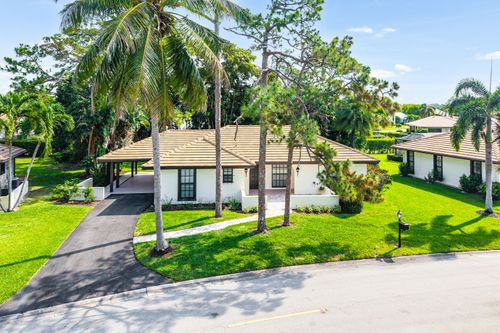 433 Pine Villa Dr, Atlantis, FL, 33462-1219 | Card Image