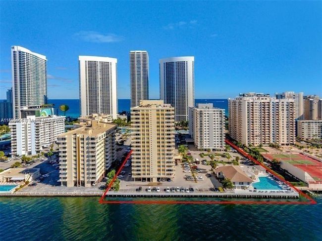 1702 - 1833 S Ocean Dr, Condo with 2 bedrooms, 2 bathrooms and null parking in Hallandale Beach FL | Image 78