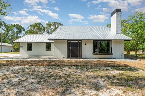 11590 Fox Hill Rd, NORTH FORT MYERS, FL, 33917-5704 | Card Image