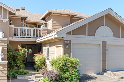 57 Little Creek Ln, Novato, CA, 94945-1463 | Card Image