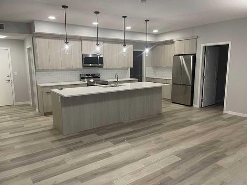 210-40 Carrington Plaza Nw, Calgary, AB, T3P1X7 | Card Image