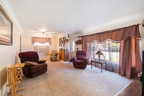 214 Nanita Dr, Montrose, MI, 48457-9165 | Card Image