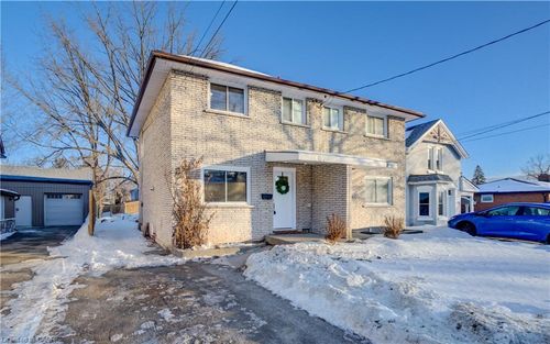 107 Baldwin Ave, Brantford, ON, N3S1H9 | Card Image