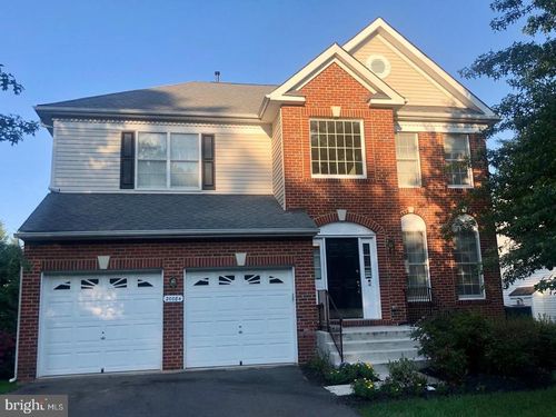 20084 Boxwood Pl, ASHBURN, VA, 20147-5642 | Card Image