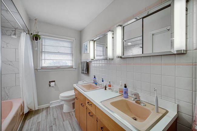 324 Weber Ct, House other with 3 bedrooms, 2 bathrooms and 2 parking in Cary IL | Image 13