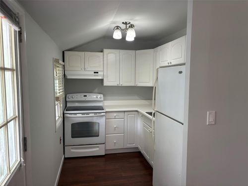 149 Pleasantville Rd, Pleasantville, NY, 10570-2707 | Card Image