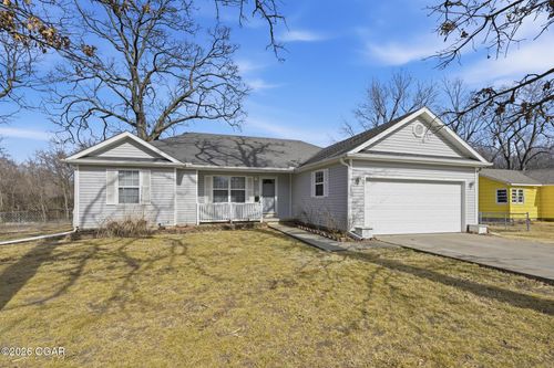 2201 E Zora St, Joplin, MO, 64801-1275 | Card Image