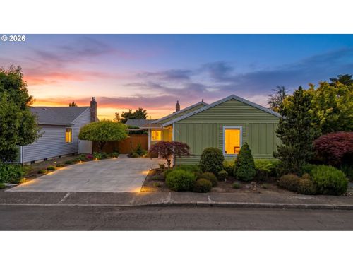14849 Ne Eugene St, Portland, OR, 97230-4653 | Card Image
